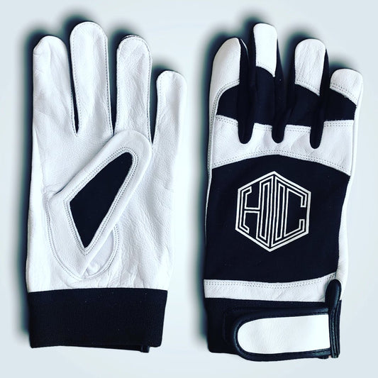 BATTING GLOVE – BLACK/WHITE